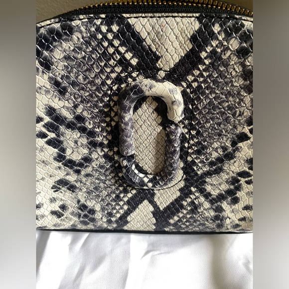 Marc Jacobs python embossed crossbody - Picture 6 of 13